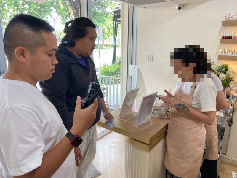 สน.จักรวรรดิจับกุมผู้ต้องหาตามหมายจับคดีลักทรัพย์นายจ้างและทำให้เสียทรัพย์ คา Salon ย่านประชาชื่น