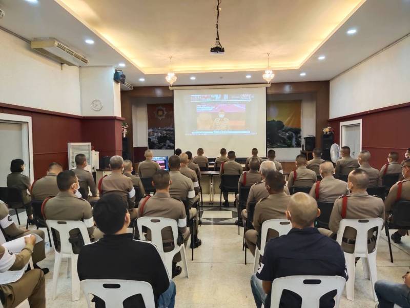 พ.ต.อ.วสันต์ ธวัชชัยวิรุตษ์ ผกก.สน.จักรวรรดิ และ ข้าราชการตำรวจทุกฝ่าย เข้าร่วมประชุมมอบนโยบาย การบริหารราชการ ตร.ประจำปีงบประมาณ พ.ศ.2566 โดยมี พล.ต.อ. ดำรงศักดิ์ กิตติประภัสร์ ผู้บัญชาการตำรวจแห่งชาติ