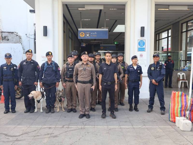 K-9-SWAT ปูพรม "เยาวราช-MRT วัดมังกร" สแกนวัตถุต้องสงสัย คุมเข้มความปลอดภัยรับเทศกาลปีใหม่
